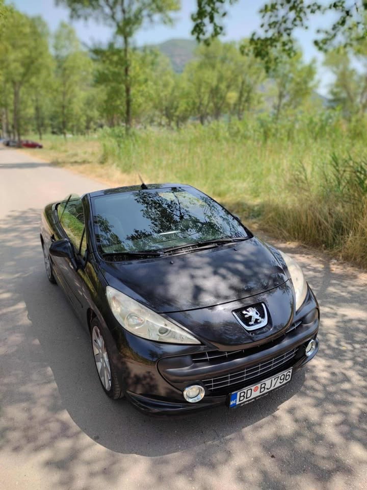 Peugeot 207 CC 2010 (Petrol, Manual)